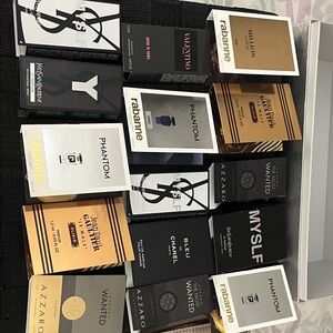 Assorted Fragrance Sample Set